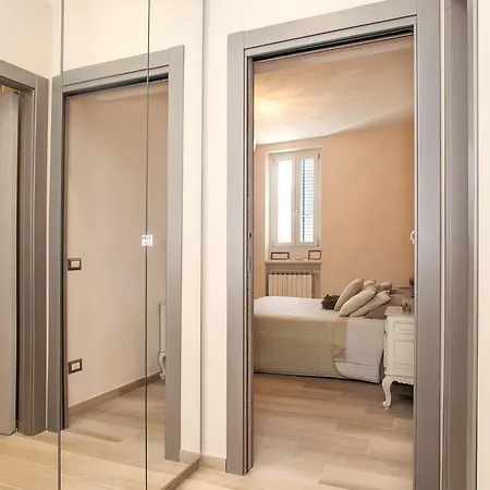 Spanish Steps Design Penthouse With Terrace Lejlighed *
